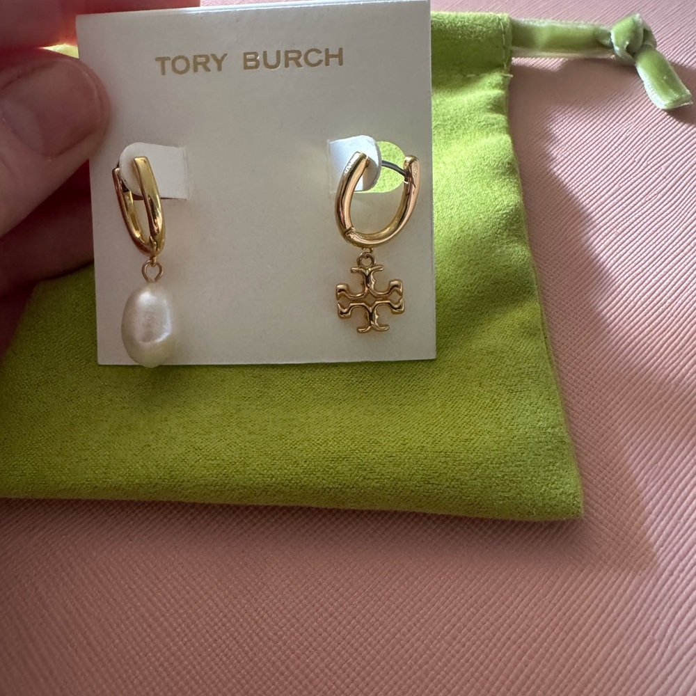 Tory Burch Gold Hoop Earrings with Pearl and Logo